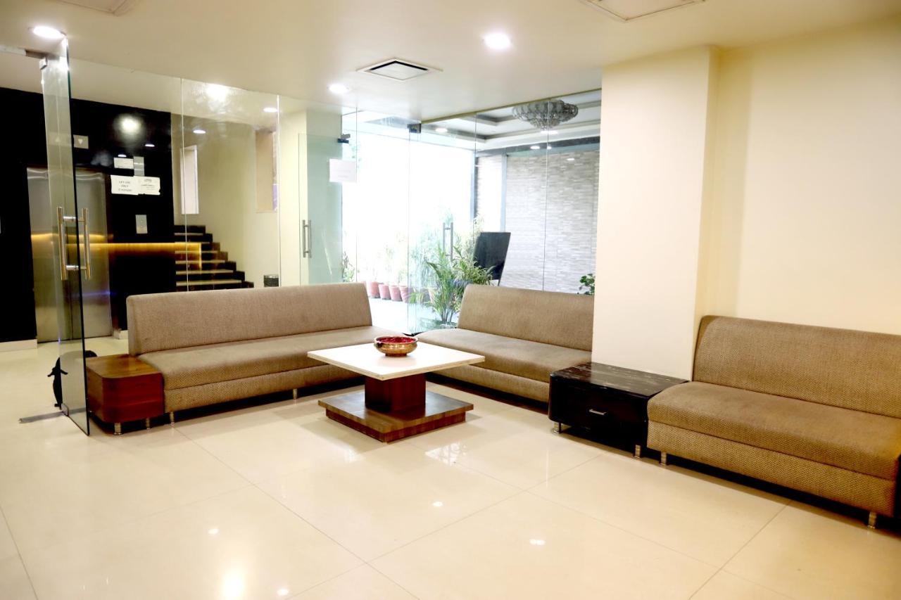 Hotel Blue Pearl Bhopal Bagian luar foto