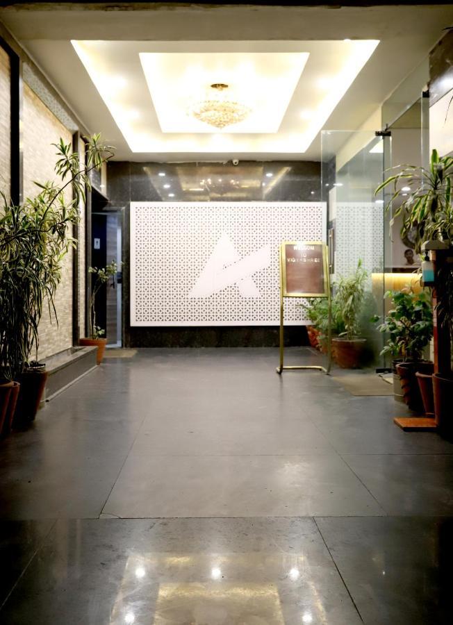 Hotel Blue Pearl Bhopal Bagian luar foto