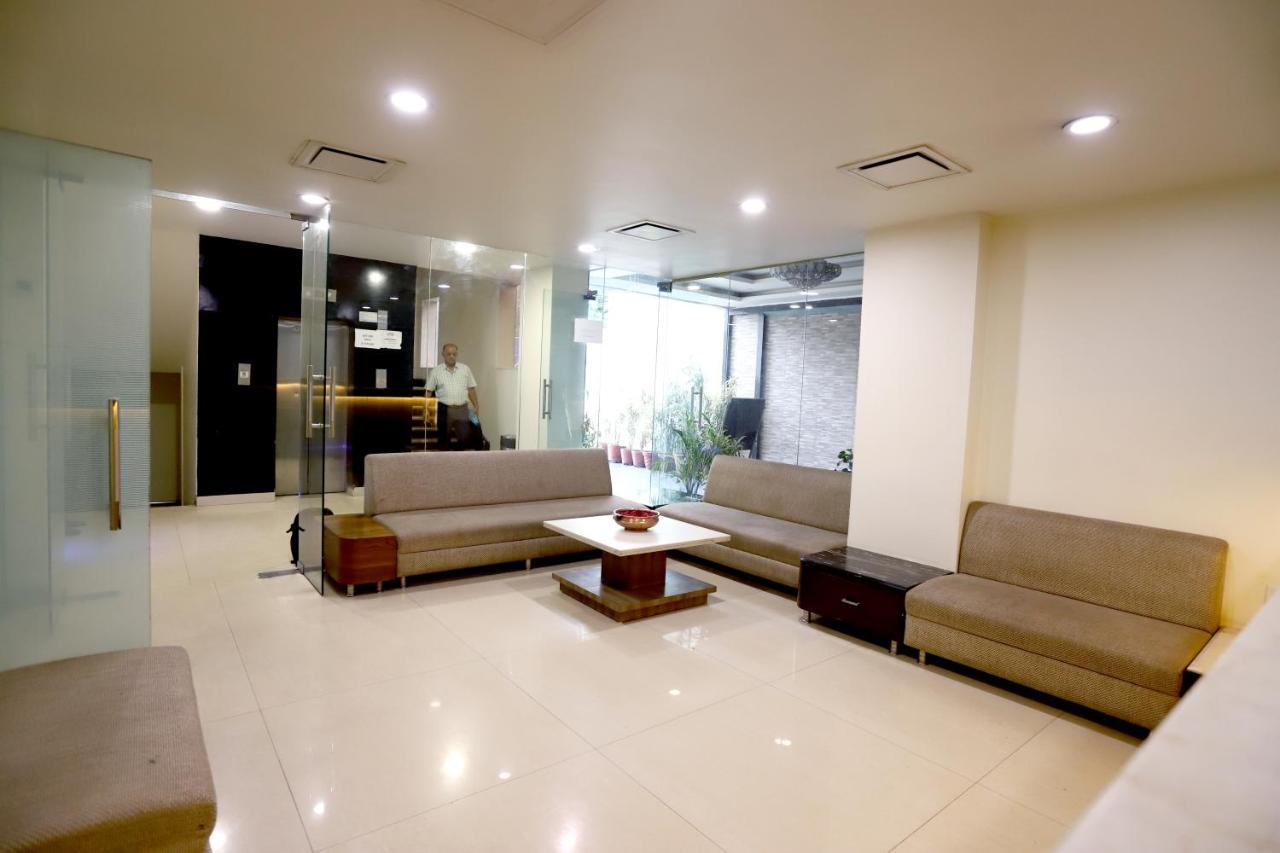 Hotel Blue Pearl Bhopal Bagian luar foto
