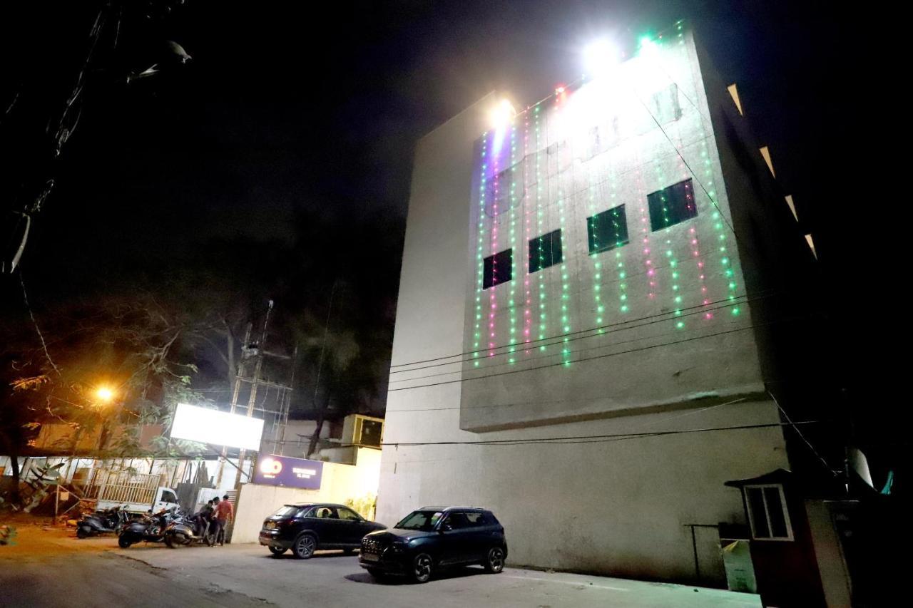 Hotel Blue Pearl Bhopal Bagian luar foto
